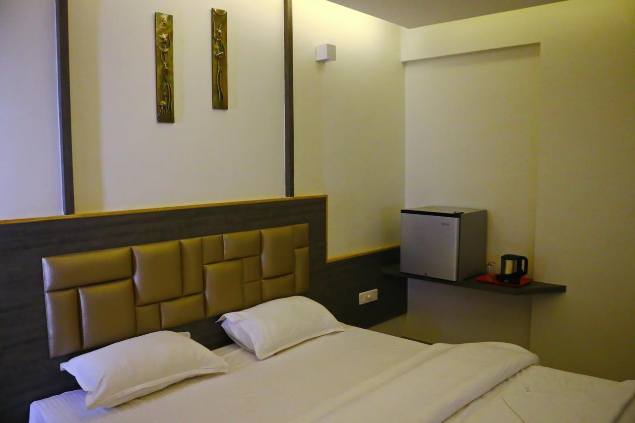 Hotel Sivaranjani Ероде Екстер'єр фото