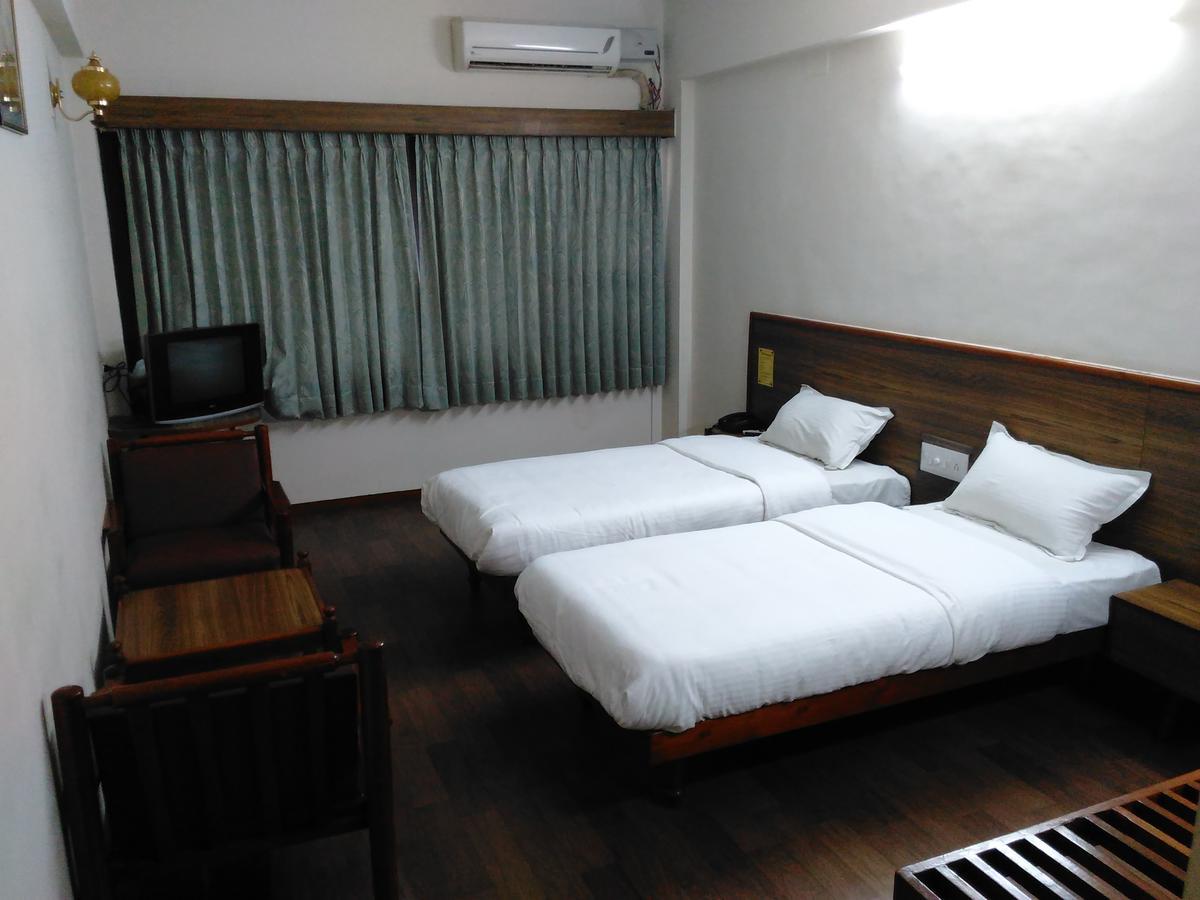 Hotel Sivaranjani Ероде Екстер'єр фото
