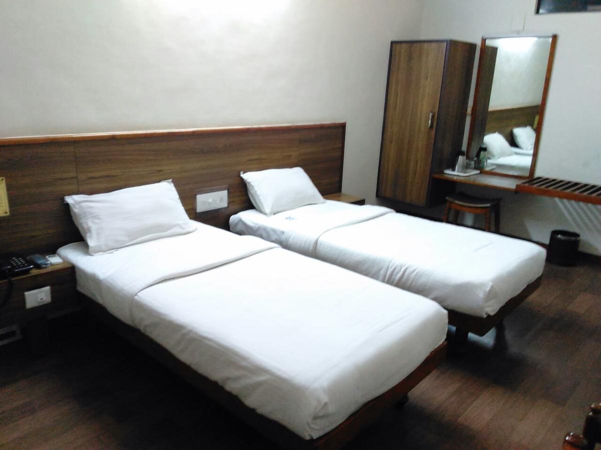 Hotel Sivaranjani Ероде Екстер'єр фото