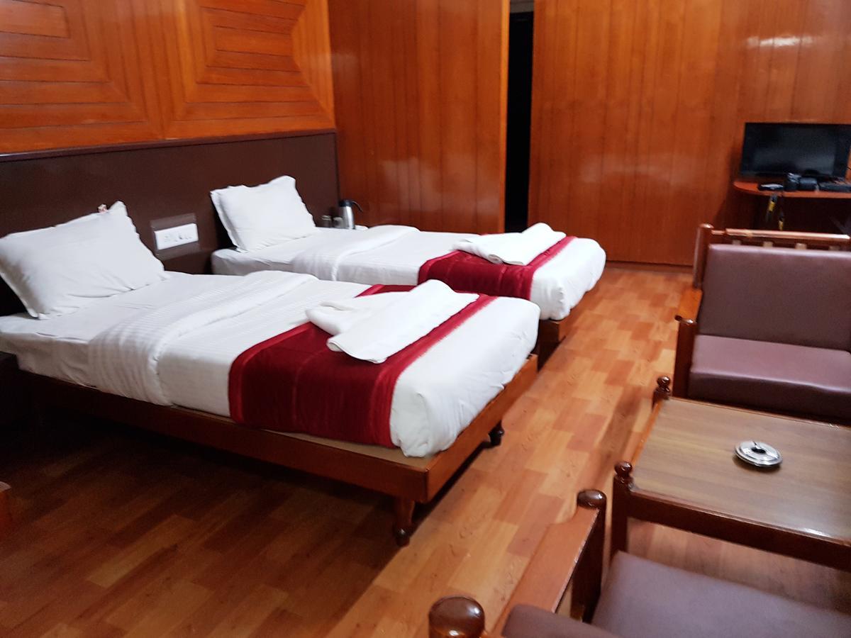 Hotel Sivaranjani Ероде Екстер'єр фото