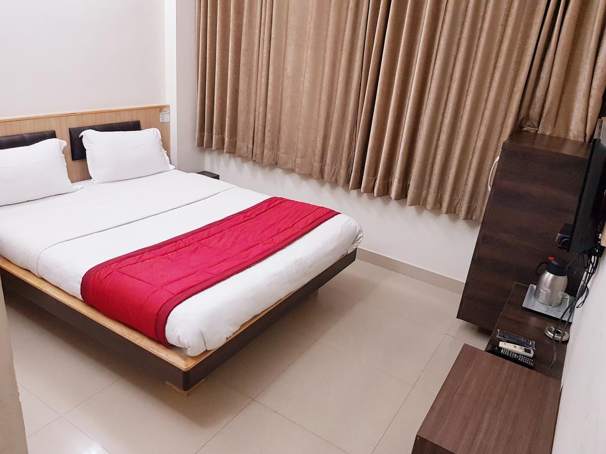 Hotel Sivaranjani Ероде Екстер'єр фото